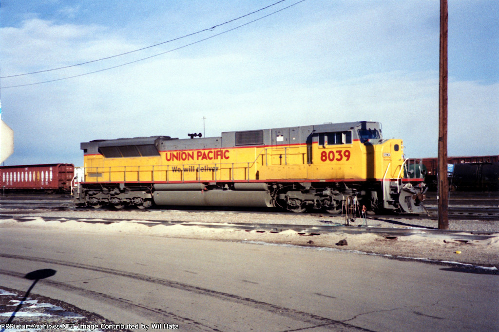 UP SD9043MAC 8039